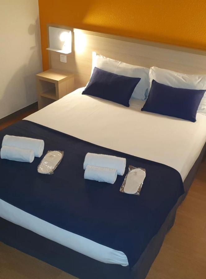 Budget Hotel Melun Sud - Dammarie Les Lys Bagian luar foto