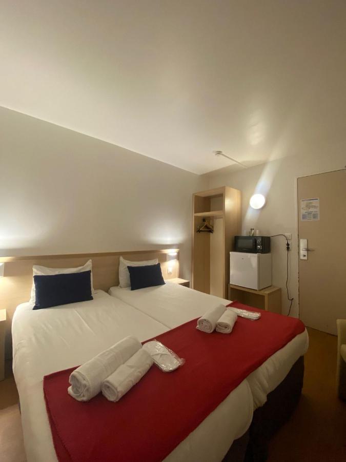 Budget Hotel Melun Sud - Dammarie Les Lys Bagian luar foto