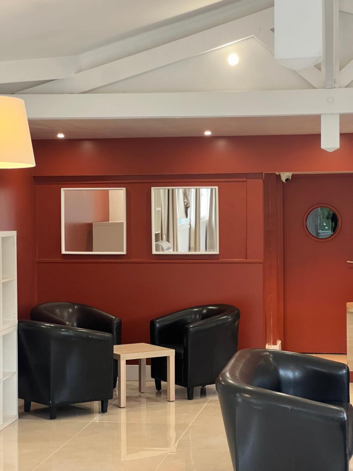 Budget Hotel Melun Sud - Dammarie Les Lys Bagian luar foto