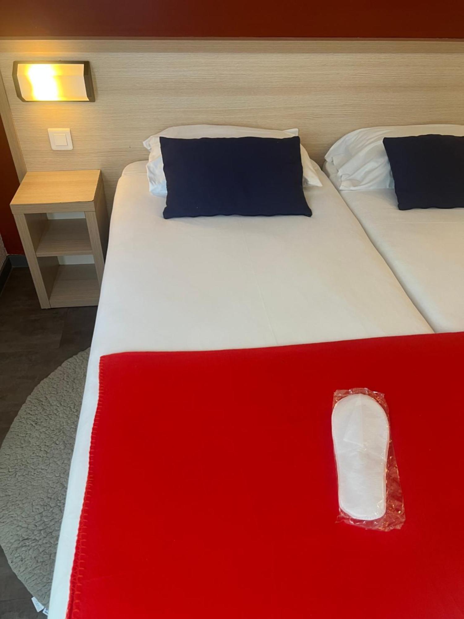 Budget Hotel Melun Sud - Dammarie Les Lys Bagian luar foto