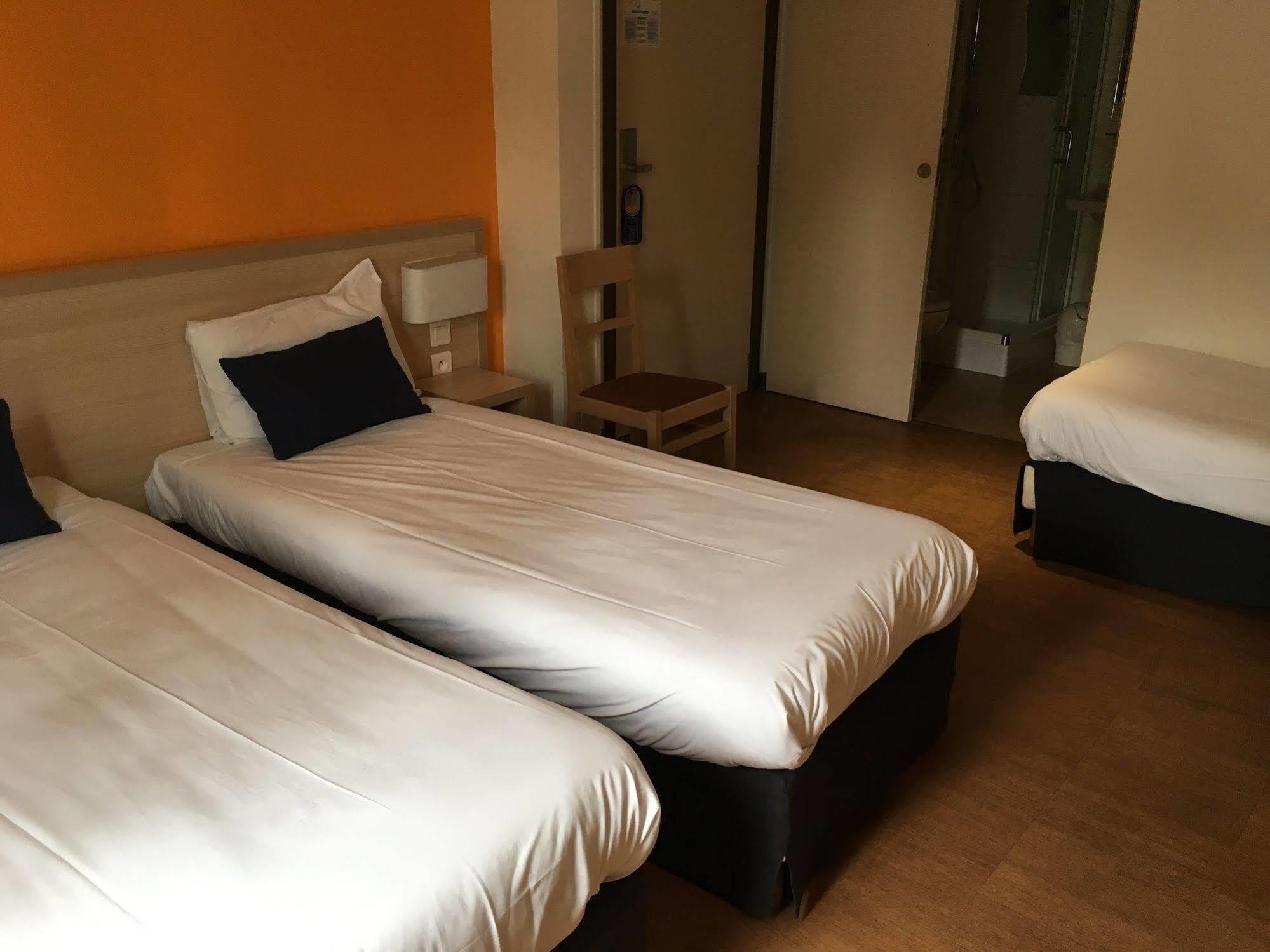 Budget Hotel Melun Sud - Dammarie Les Lys Bagian luar foto
